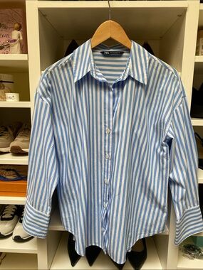 Zara Blue & White Striped Women’s Shirt. Like NEW!  Oversized XS